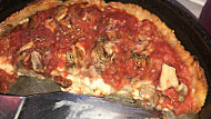 Pizano's food