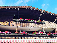 Sprengenöder Alm outside