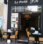 Le Petit Thai inside