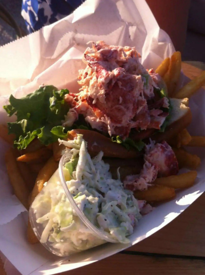 restaurant image