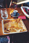 La Girafe Creperie food