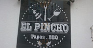 Taperia El Pincho inside