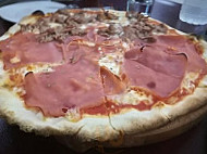 Pizzeria Enrico food