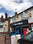 Nick's Chippy outside