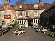 The Sun Inn inside