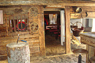 Toni's Almhutte inside