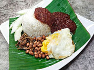 Nasi Lemak Chesiti inside