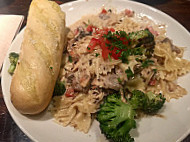 La Madeleine food