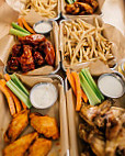 Buffalo Wild Wings Port Huron food