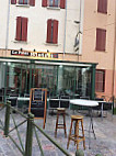 Le Petit Bistrot inside