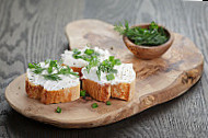 Galway Quay's Irish Pub food