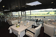 De L'Hippodrome food