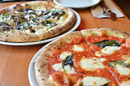 Pizzeria Prima Strada food