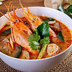 Afina Tomyam food