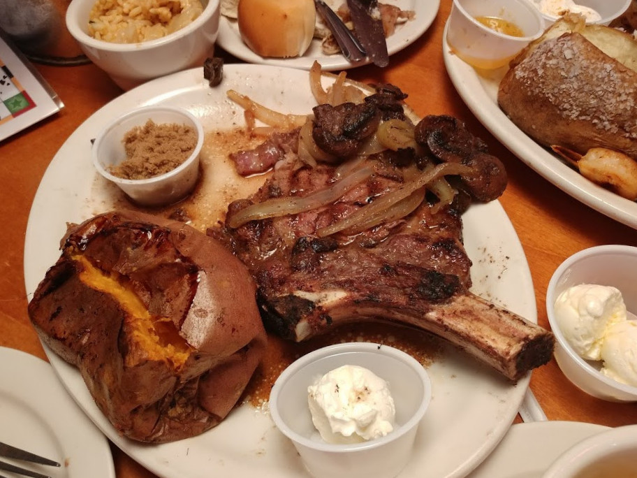 Hooters