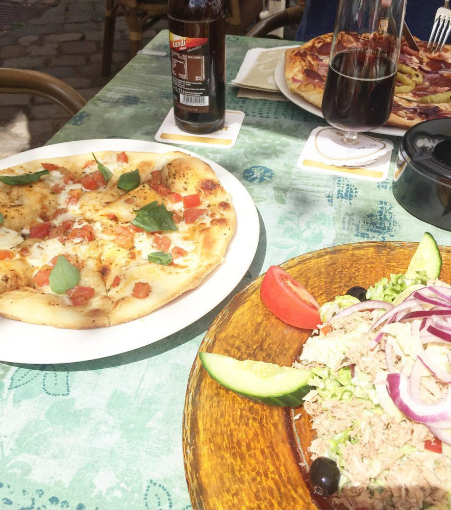 restaurant image