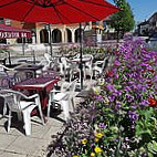 Bar Restaurant Les Cedres food