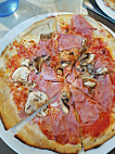 Pizzeria Los Molinos food