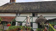 Yew Tree Inn outside