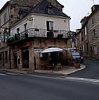 Bar Restaurant le Festival outside