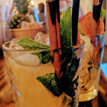 La Destileria Cocktail food