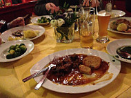 Hofer Der Stadtwirt food