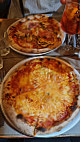 Pizza In Trevi Di Angelo Rossano food