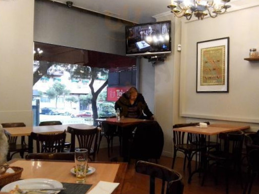 restaurant image
