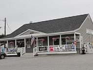 Flanagan's South Ender Deli outside