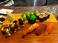 Sushibar Fujiyama food