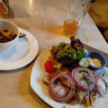 Zum Wildschütz food