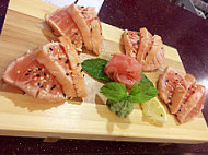 Sushi King food