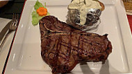 Steakhouse La Plaza food