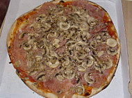 Pizza Felicita food