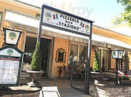 Alla Stazione Pizzeria outside