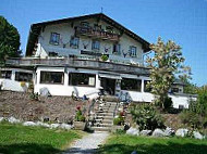 Gasthaus Zum Goldenen Tal inside