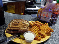 Bronco Billy's Saloon food