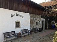 Wirtshaus Die Ewigkeit outside