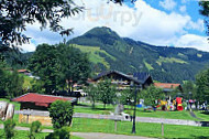 Café Guest House Rapp Kg outside