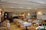 Auberge Médiévale food