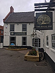 The Royal Oak outside