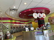 Menchie's Frozen Yogurt food