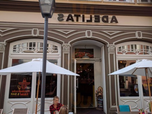 Adelitas