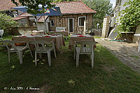 Le Restaurant de l’Auberge des Contrebandiers inside