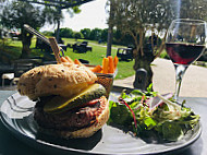 Le Bistro Du Golf food