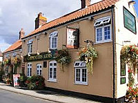 The Carpenters Arms outside