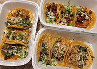 La Gordy’s Taco Shop food