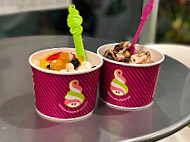 Menchie's Frozen Yogurt food