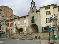 L'abbaye inside