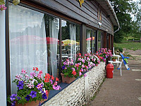 Auberge Du Lac outside